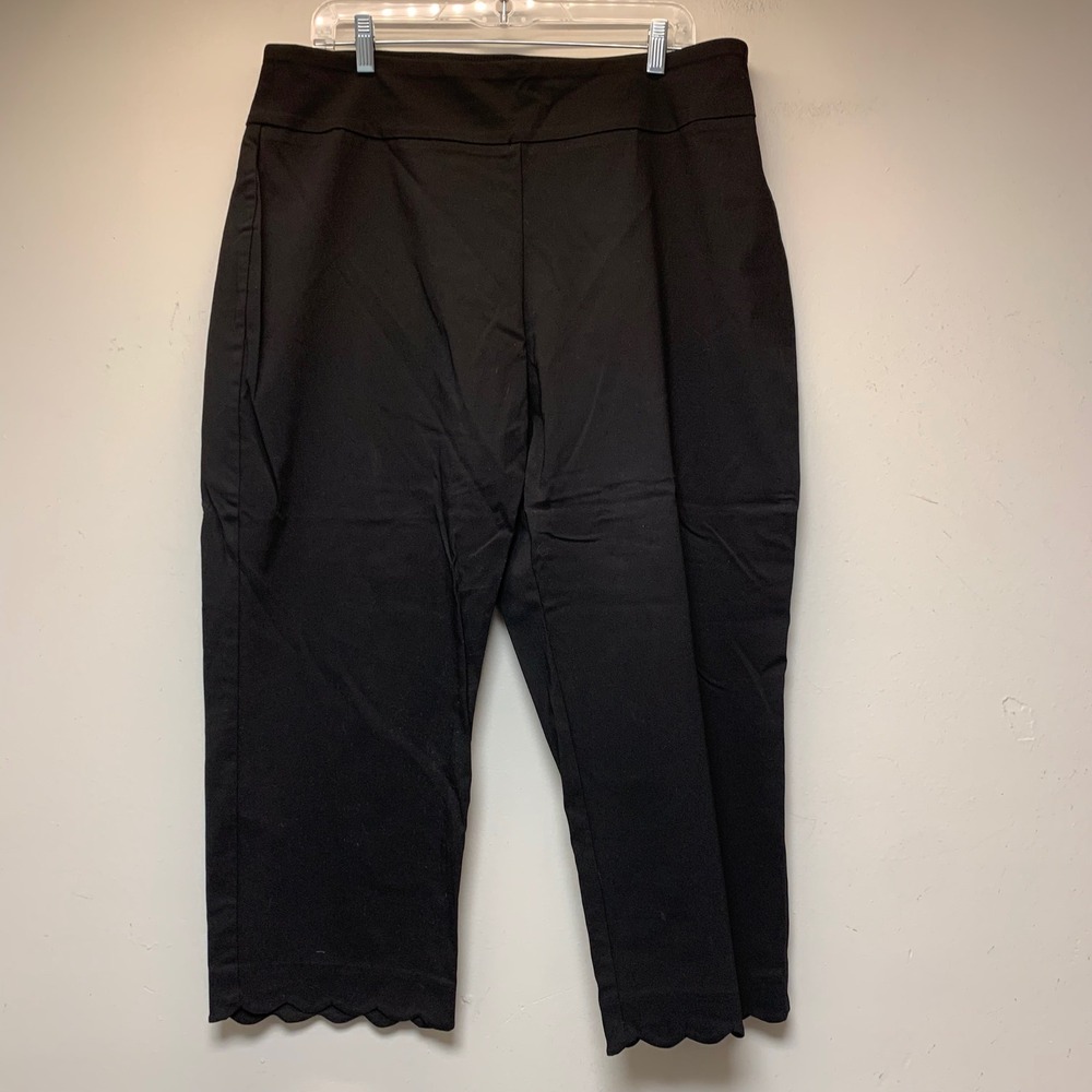 EST. 1946 Cropped Pants Womens 16 Black Excellent Scalloped Hem Pull On Stretch